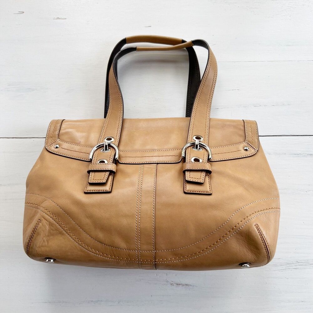 •Vintage• Coach Y2K Soho Hampton Flap F12304 Leather Satchel Bag in British Tan - Picture 4 of 15